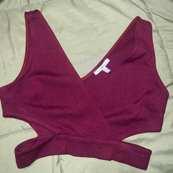 Charlotte Russe Deep Red Crop Top - Picture 1 of 2